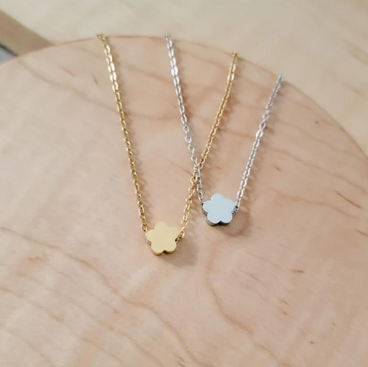 Tiny Flower Necklace