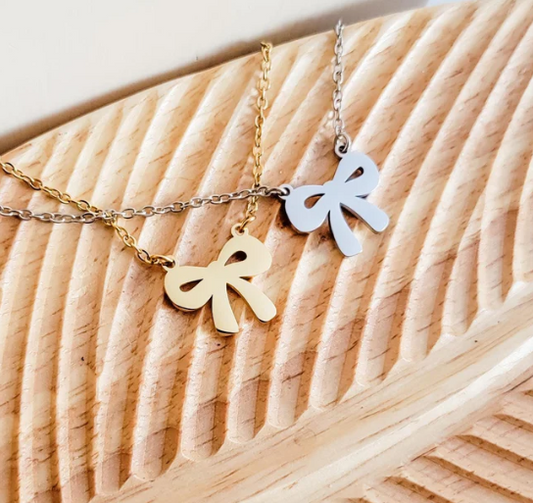 Bow Necklace